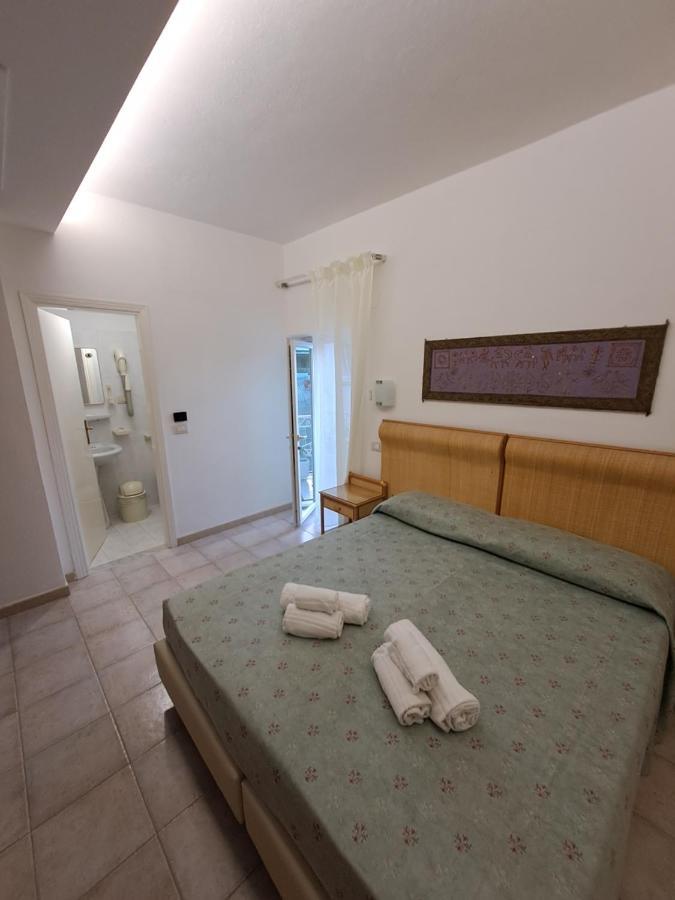 Le Roccette Mare Beach Hotel & Restaurant Tropea Eksteriør billede