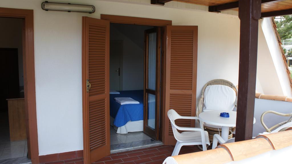 Le Roccette Mare Beach Hotel & Restaurant Tropea Værelse billede